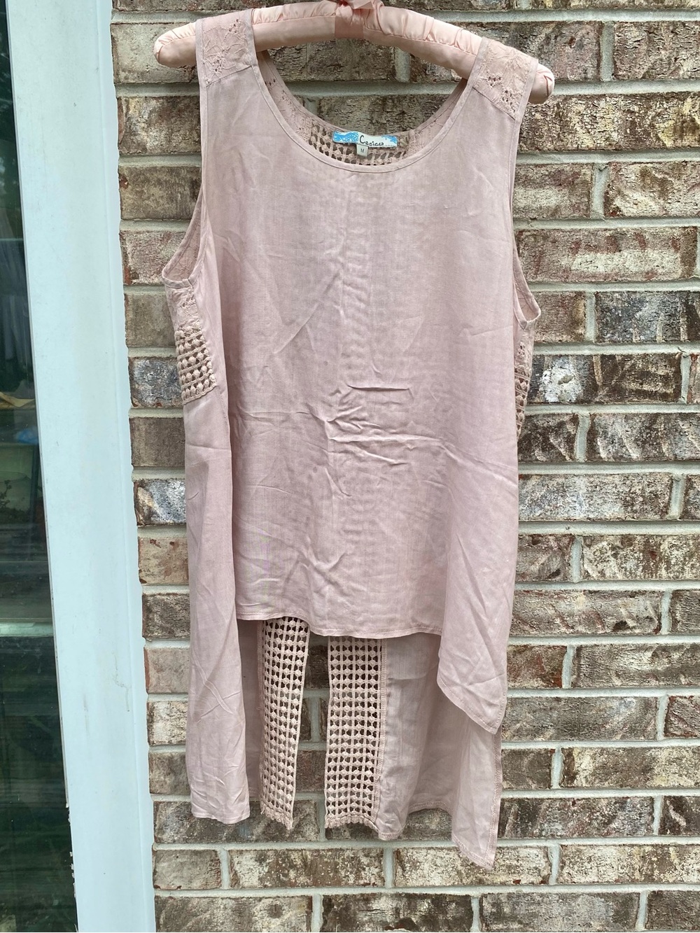 Cecico Tan/Taupe/Blush Pink Crochet-Back Sleeveless Top